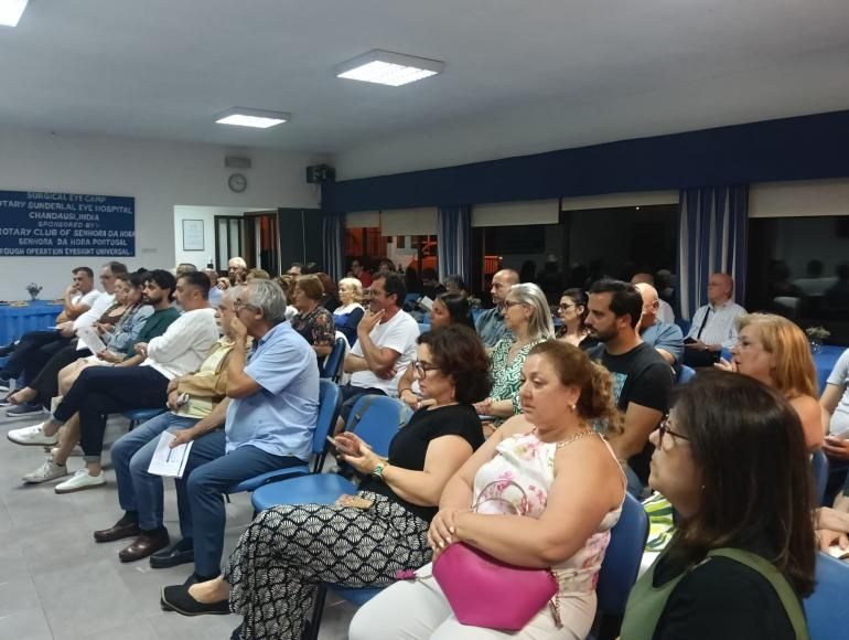Coletivas e Associacoes reunem-se na Sede do Rotary Club Senhora da Hora