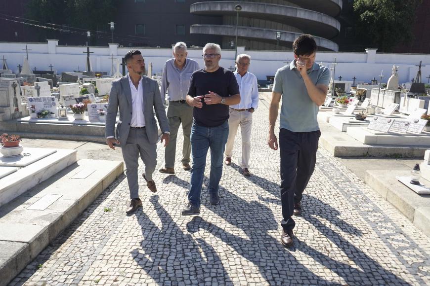 Visita ao Cemit&eacute;rio da Senhora da Hora